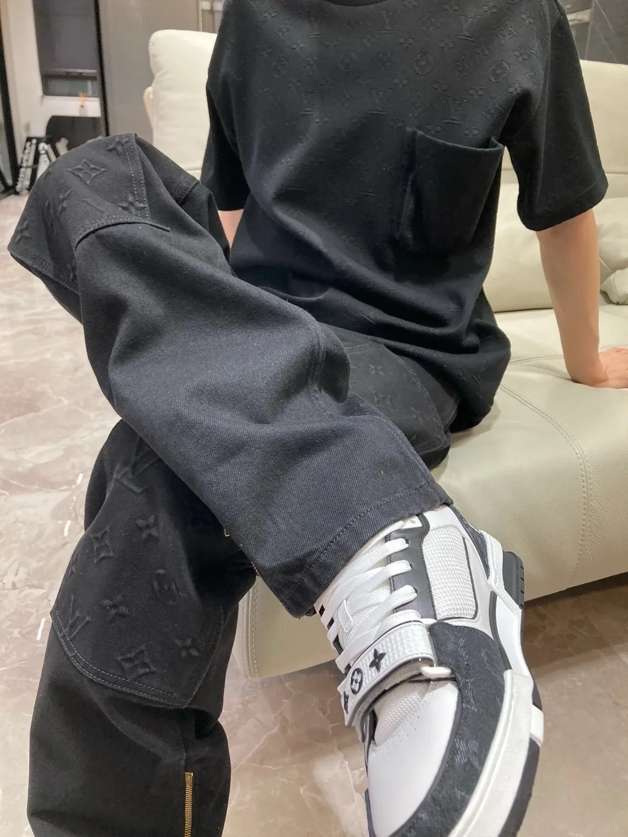 Louis Vuitton/Louis Vuitton presbyopic embossed jeans